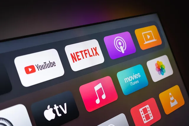 tablet, ipad, applications, youtube, netflix, apple tv, entertainment, recreation, movies, series, closeup, youtube, netflix, netflix, netflix, netflix, netflix. Short form video marketing: a buying framework